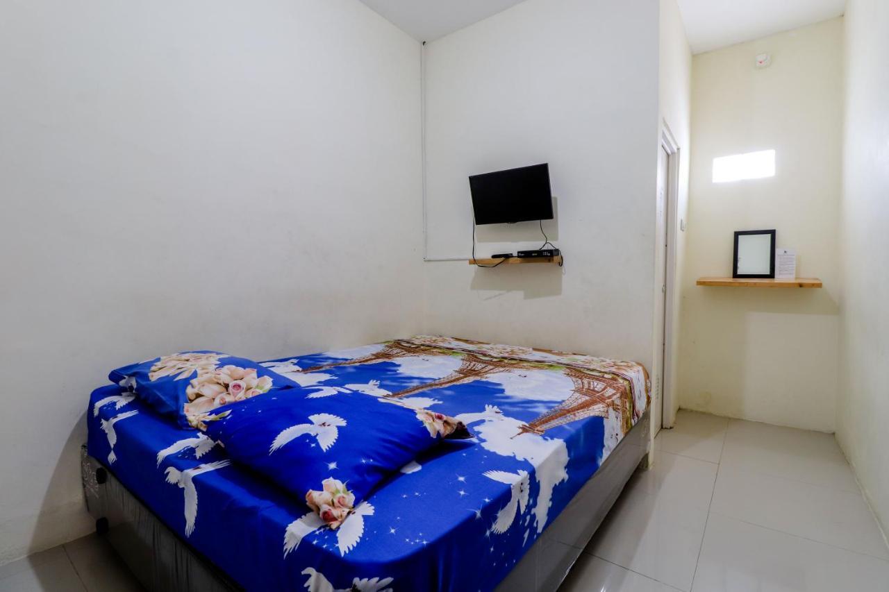 Rumah Mahyra Wisma tamu