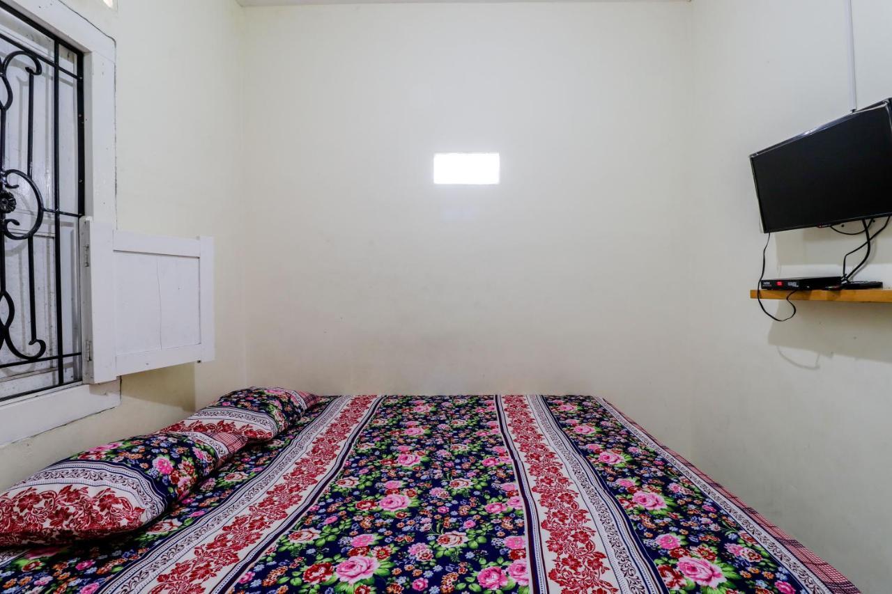 Rumah Mahyra Wisma tamu