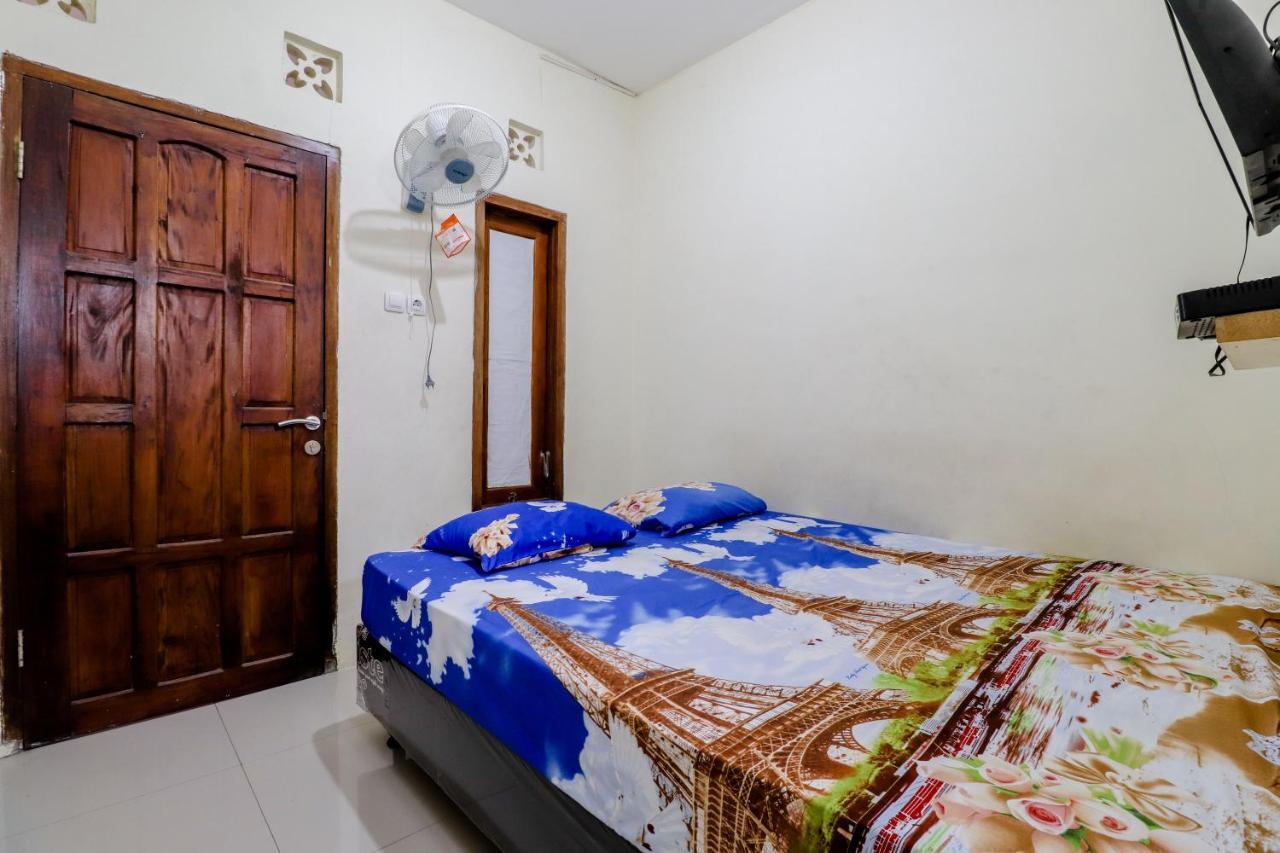 Wisma tamu Rumah Mahyra 3*